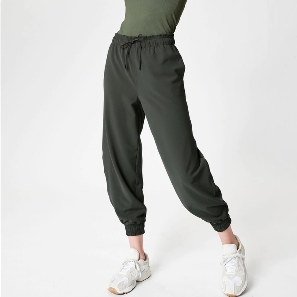 NWT Athleta Metropolis Jogger 8P